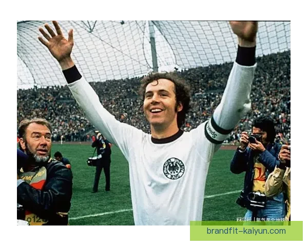 贝肯鲍尔战术体系价值在现代足球中的持续影响与应用织的持续影响