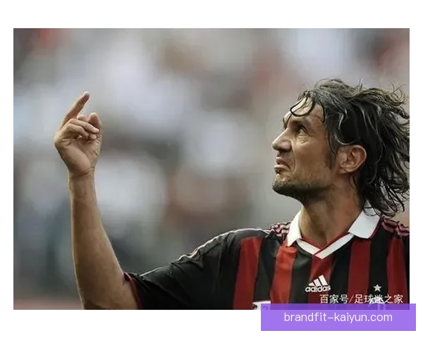 马尔蒂尼职业生涯对现代足球防守理念的深远影响